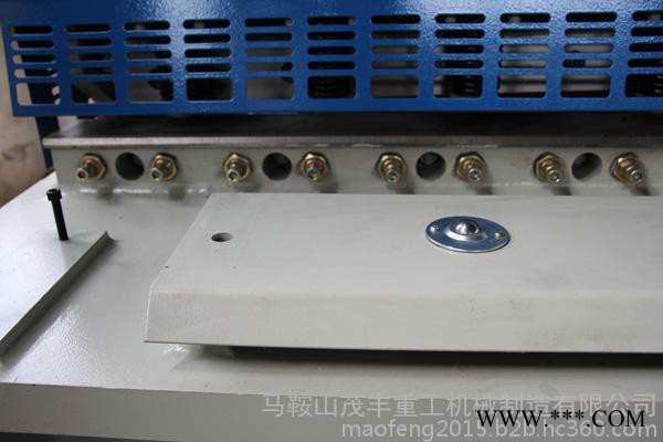 液壓擺式剪板機(jī)  供應(yīng)