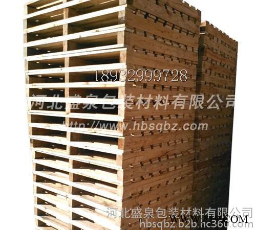 青縣零售木制包裝廠銷售出口熱處理木托盤,出口免熏蒸木托盤其他竹木包裝制品